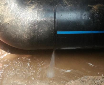 贡嘎楼顶渗水维修公司为大家分享下贡嘎卫生间漏水维修修补技术!